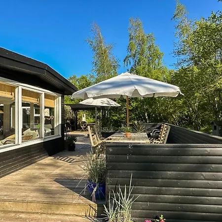 Peaceful Summer House Near Nature Holiday home Yderby