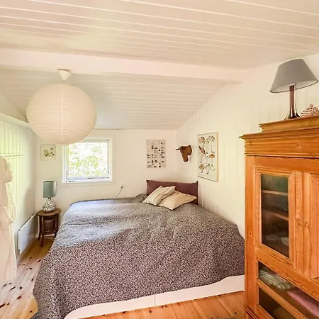 Casa de Férias Peaceful Summer House Near Nature Yderby