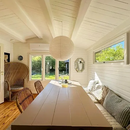 Peaceful Summer House Near Nature Holiday home
