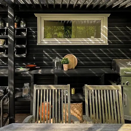 Peaceful Summer House Near Nature