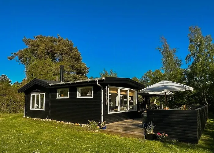 Дом отдыха Peaceful Summer House Near Nature *