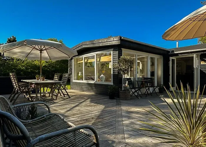 Peaceful Summer House Near Nature * Yderby